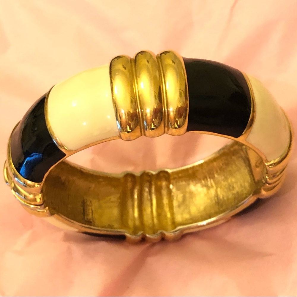 CINER enamel clamper bangle - Vintage bracelet